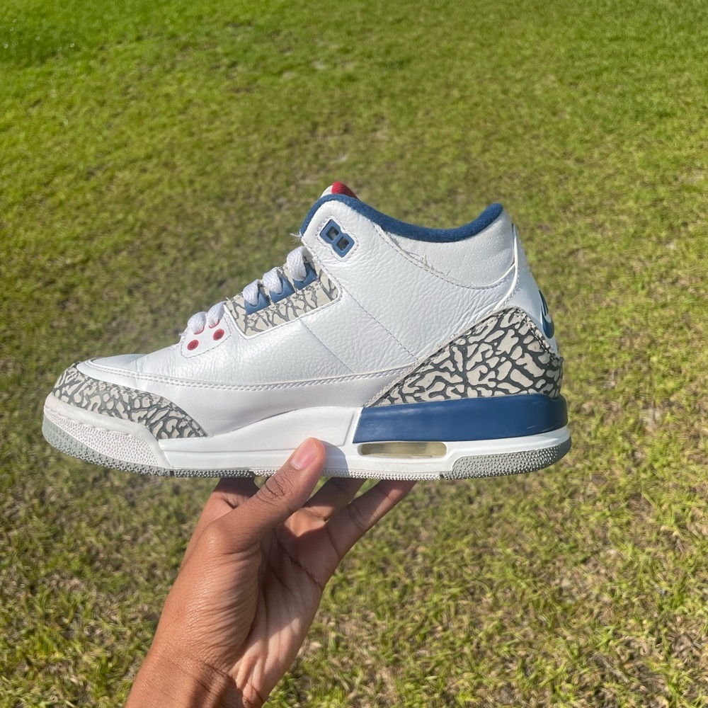 Air Jordan Retro 3’s red/blue/white/grey